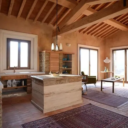 Allegria Mit Gemeinschaftspool By Interhome Appartement Volterra