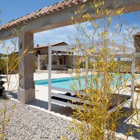 Appartement Allegria Mit Gemeinschaftspool By Interhome